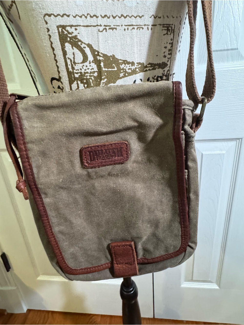 Duluth Trading Co. Oil Cloth Crossbody Bag Brown Leather Trim